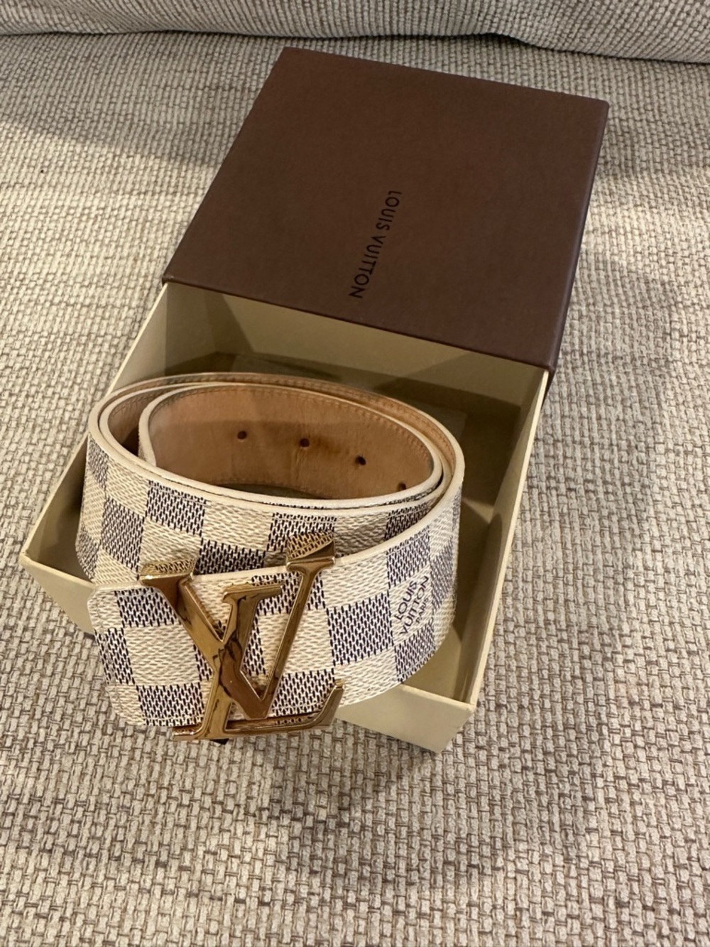 Louis Vuitton Damier Azur LV Initiales Belt - Picture 11 of 11